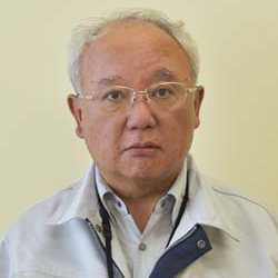 Director of OKAYAMA CERAMICS Hatsuo Taira